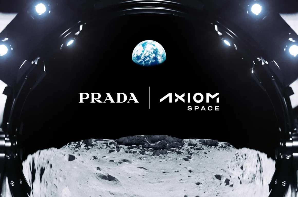 A Prada X NASA luxusdivat eléri a Holdat