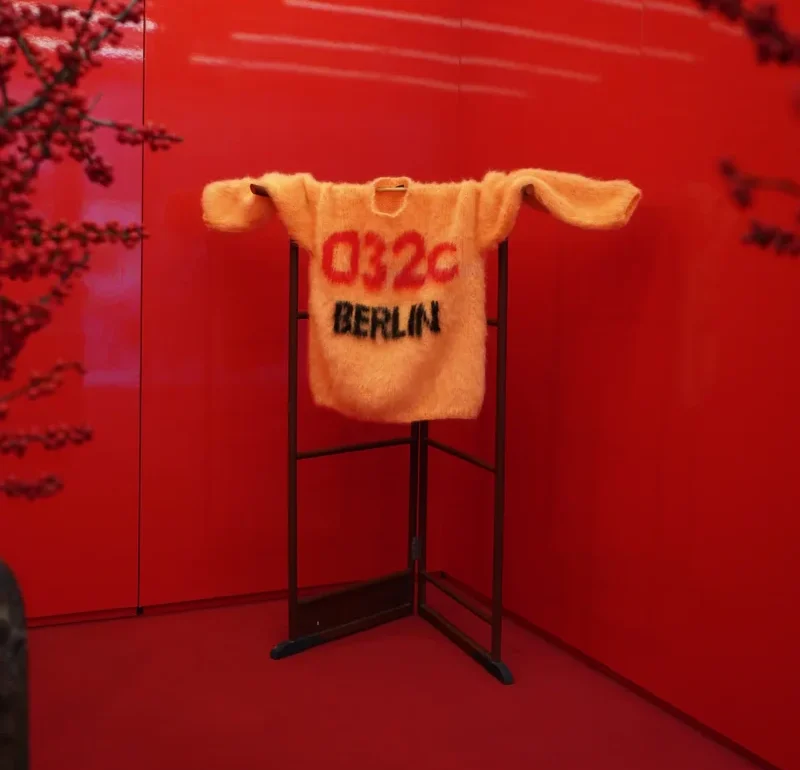 032c Mi Ez A Marka Es Miert Kelt Ekkora Felhajtast Scaled 1