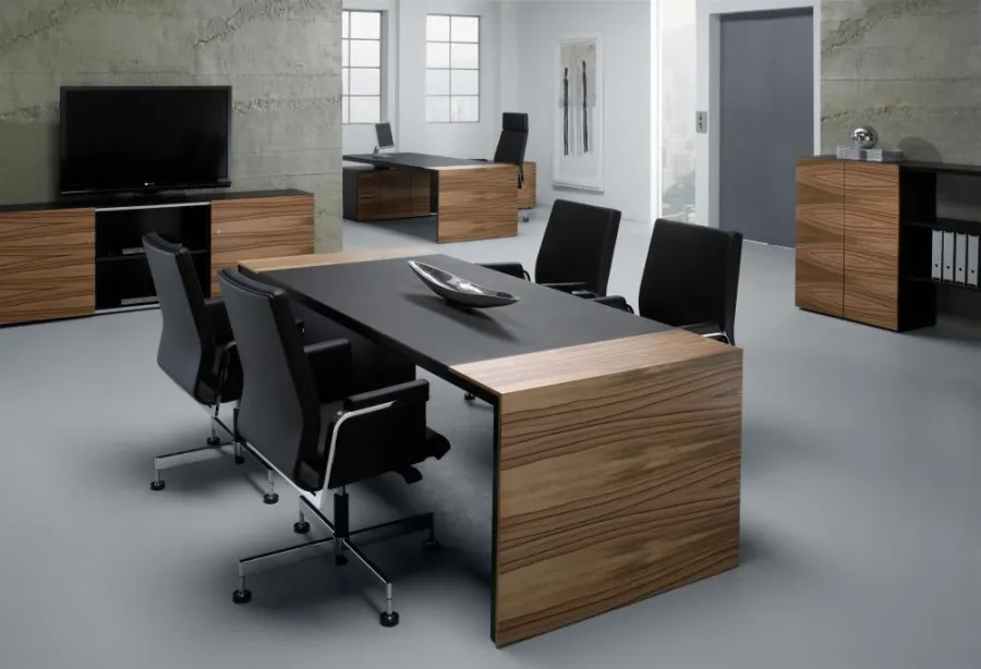 Igazgatói íróasztal