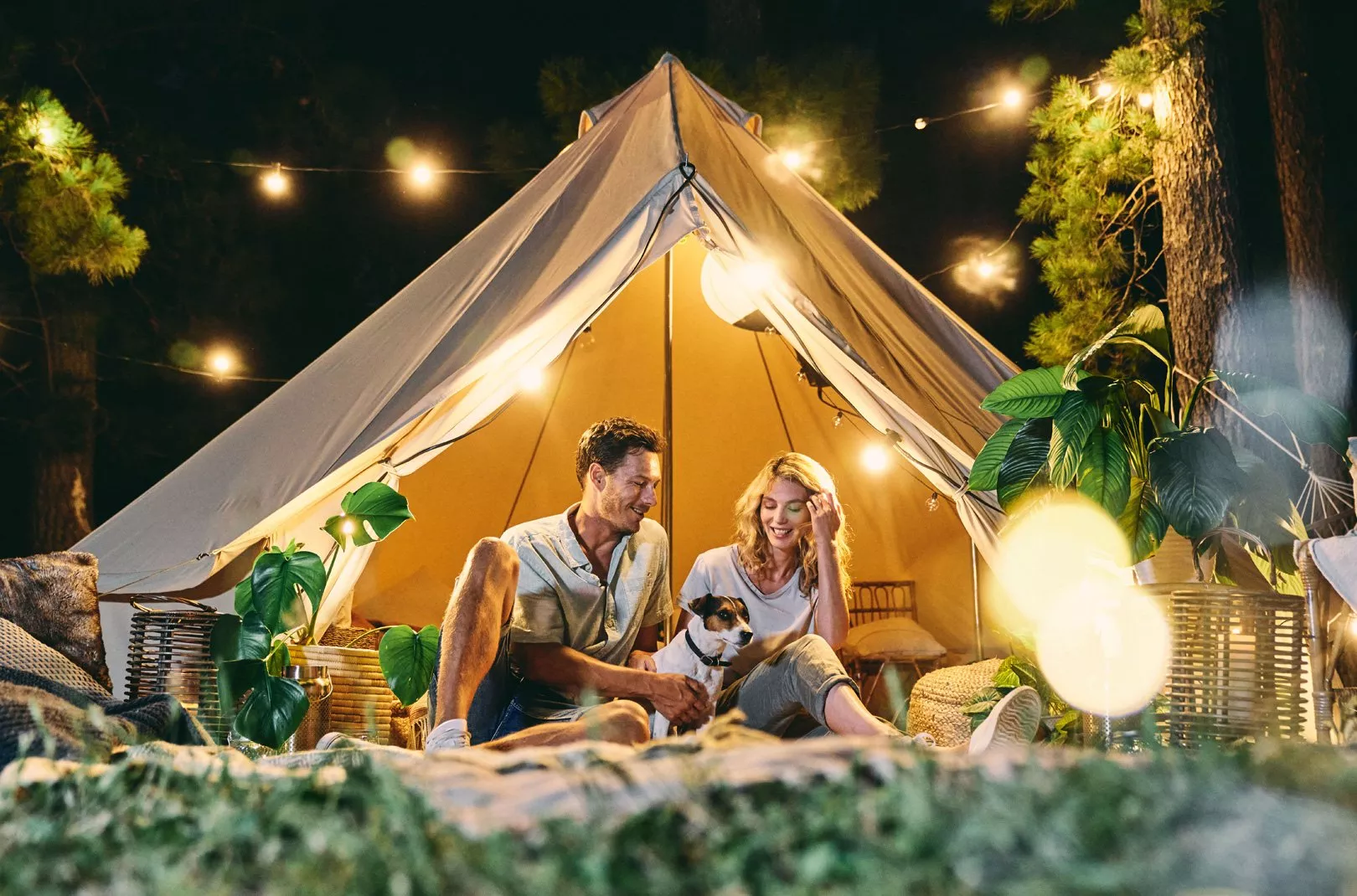 Mit jelent a glamping