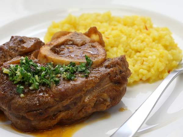 Mit esznek Milánóban