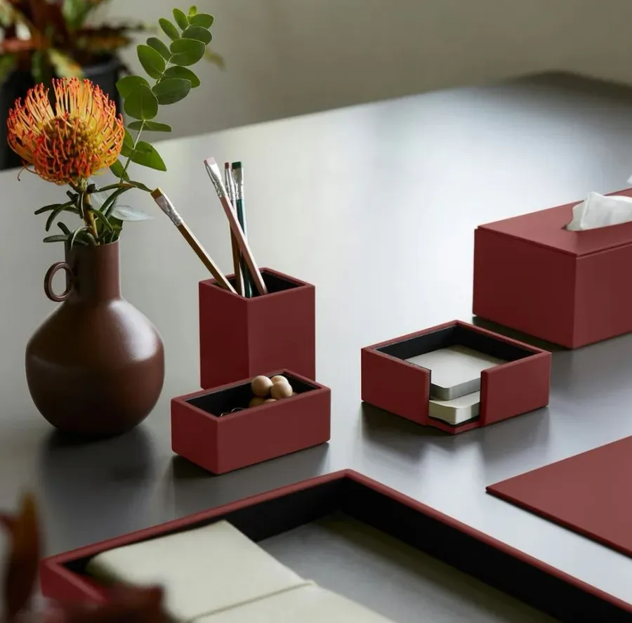 Íróasztali kiegészítők