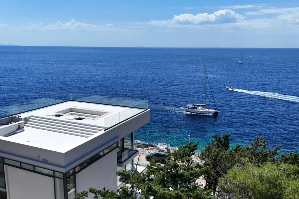 Hvar Prémium Ingatlanok